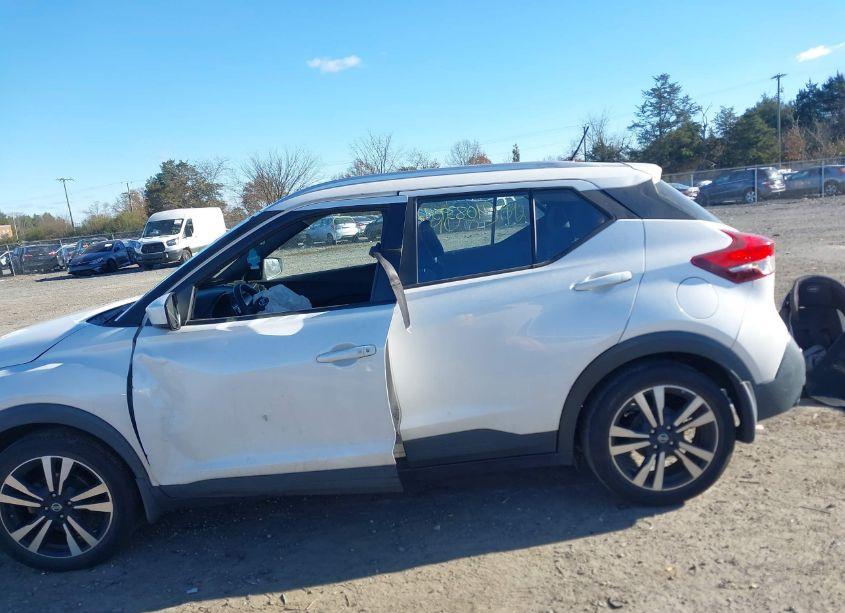 Photo 13 of 2020 Nissan Kicks SV XTRONIC CVT (VIN 3N1CP5CV9LL524593)