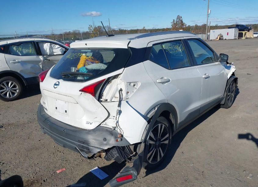 Photo 4 of 2020 Nissan Kicks SV XTRONIC CVT (VIN 3N1CP5CV9LL524593)