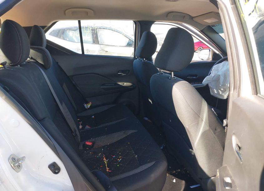 Photo 8 of 2020 Nissan Kicks SV XTRONIC CVT (VIN 3N1CP5CV9LL524593)