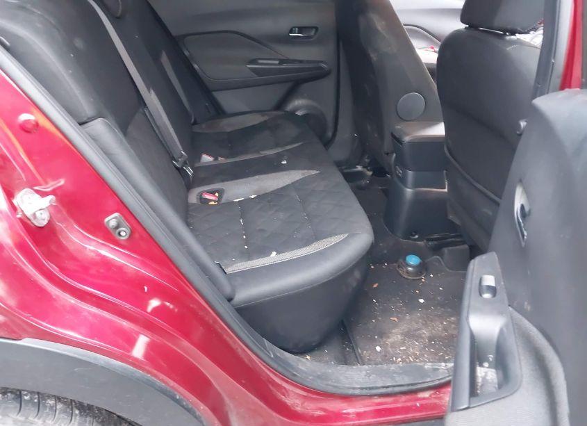 Photo 8 of 2020 Nissan Kicks SV XTRONIC CVT (VIN 3N1CP5CV9LL535934)