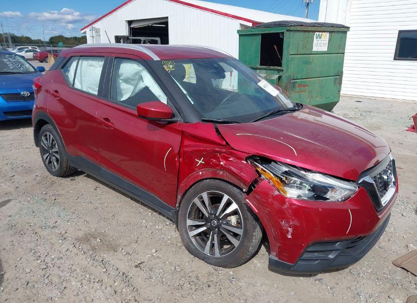 2020 Nissan Kicks SV XTRONIC CVT (VIN 3N1CP5CV9LL570117) main photo