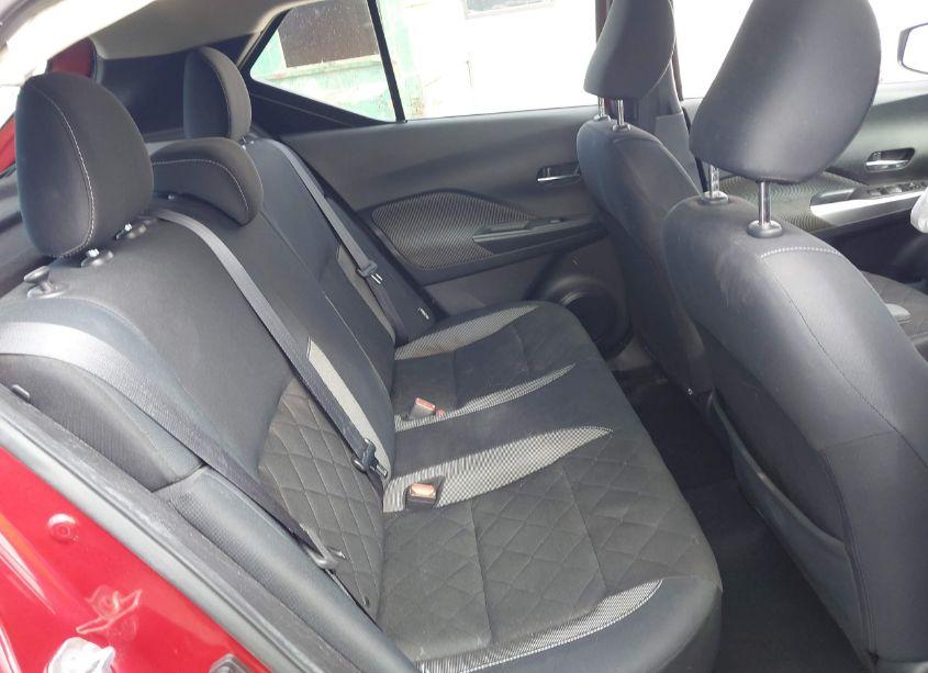 Photo 8 of 2020 Nissan Kicks SV XTRONIC CVT (VIN 3N1CP5CV9LL570117)