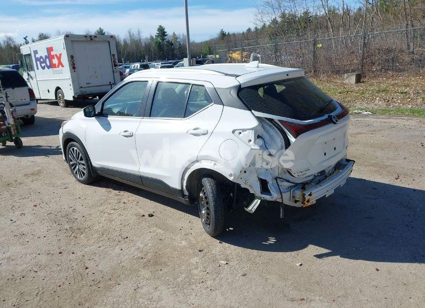 Photo 3 of 2021 Nissan Kicks SV XTRONIC CVT (VIN 3N1CP5CV9ML485943)