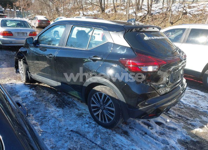 Photo 3 of 2021 Nissan Kicks SV XTRONIC CVT (VIN 3N1CP5CV9ML494724)