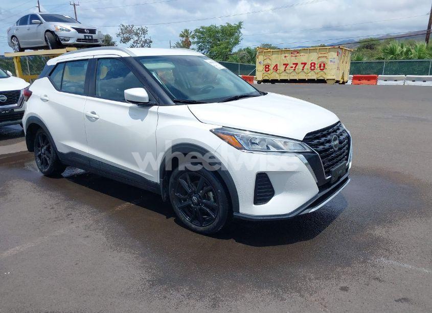 2022 Nissan Kicks SV XTRONIC CVT (VIN 3N1CP5CV9NL481697) main photo