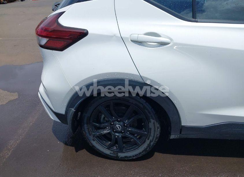 Photo 6 of 2022 Nissan Kicks SV XTRONIC CVT (VIN 3N1CP5CV9NL481697)