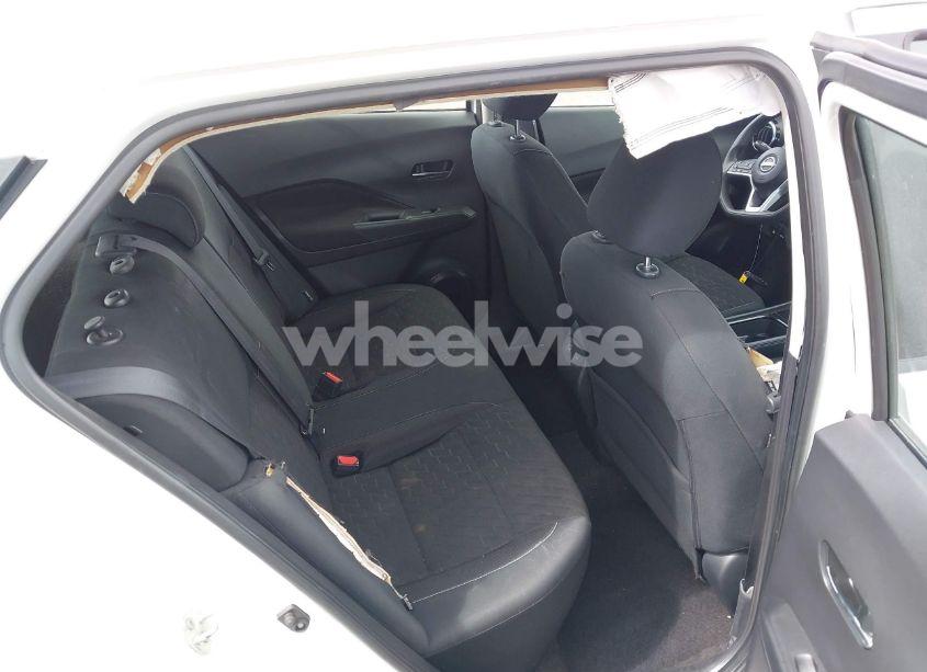 Photo 8 of 2022 Nissan Kicks SV XTRONIC CVT (VIN 3N1CP5CV9NL481697)