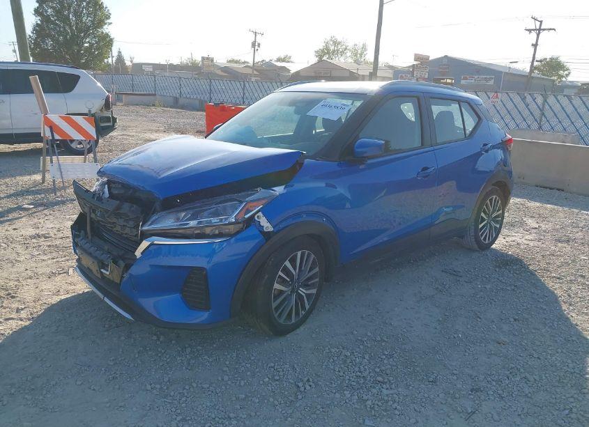 Photo 2 of 2022 Nissan Kicks SV XTRONIC CVT (VIN 3N1CP5CV9NL524158)