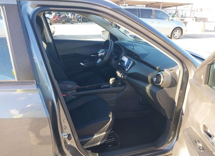 Photo 5 of 2023 Nissan Kicks SV XTRONIC CVT (VIN 3N1CP5CV9PL532005)