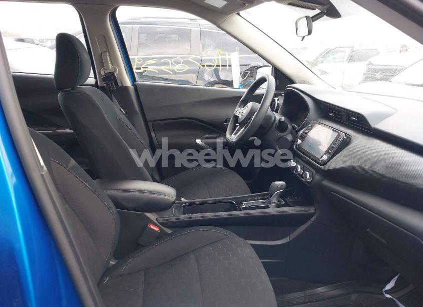 Photo 5 of 2024 Nissan Kicks SV XTRONIC CVT (VIN 3N1CP5CV9RL486307)