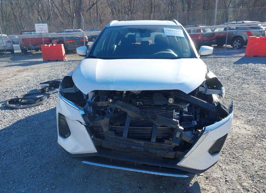 Photo 12 of 2024 Nissan Kicks SV XTRONIC CVT (VIN 3N1CP5CV9RL529267)