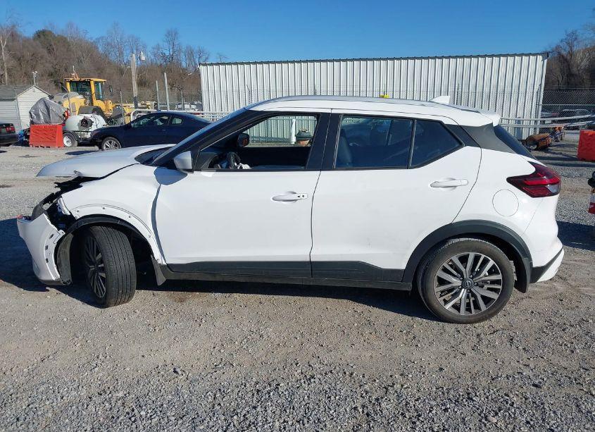Photo 14 of 2024 Nissan Kicks SV XTRONIC CVT (VIN 3N1CP5CV9RL529267)