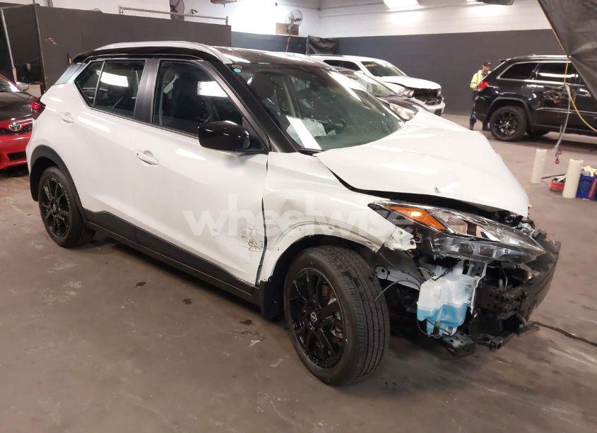 2024 Nissan Kicks SV XTRONIC CVT (VIN 3N1CP5CV9RL536445) main photo