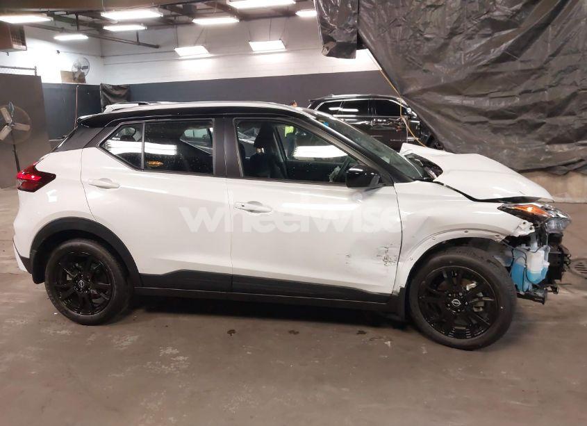 Photo 14 of 2024 Nissan Kicks SV XTRONIC CVT (VIN 3N1CP5CV9RL536445)