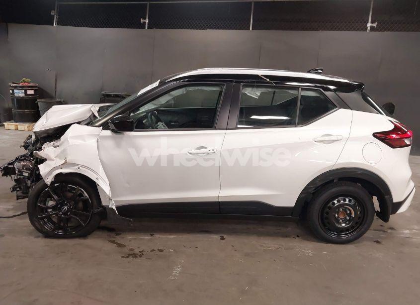 Photo 15 of 2024 Nissan Kicks SV XTRONIC CVT (VIN 3N1CP5CV9RL536445)