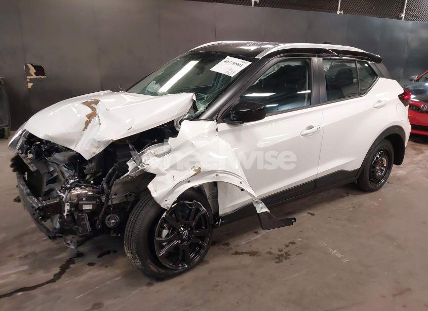 Photo 2 of 2024 Nissan Kicks SV XTRONIC CVT (VIN 3N1CP5CV9RL536445)