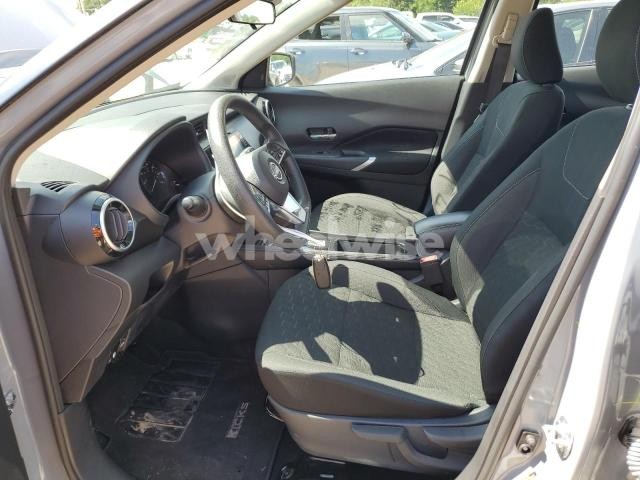 2024 NISSAN KICKS SV N/A (VIN 3N1CP5CV9RL557232) main photo