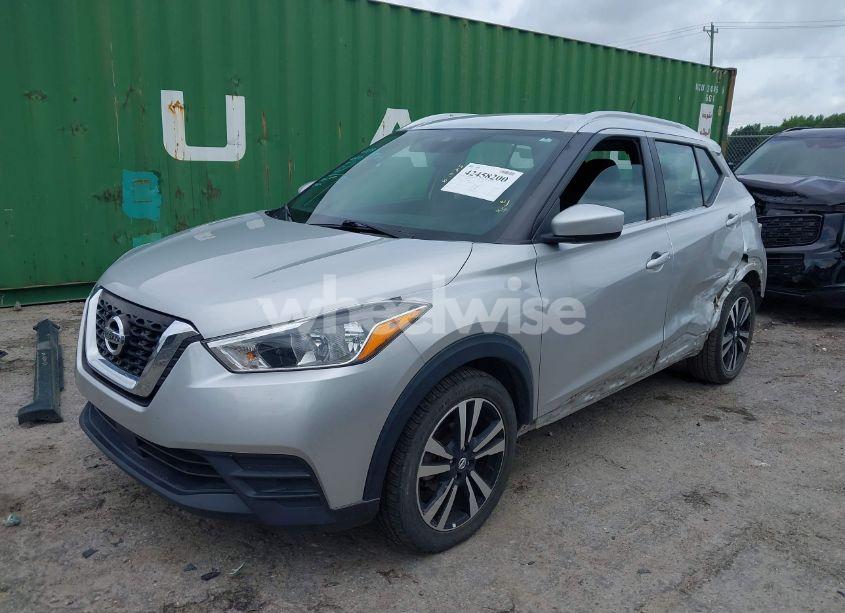Photo 2 of 2020 Nissan Kicks SV XTRONIC CVT (VIN 3N1CP5CVXLL510122)