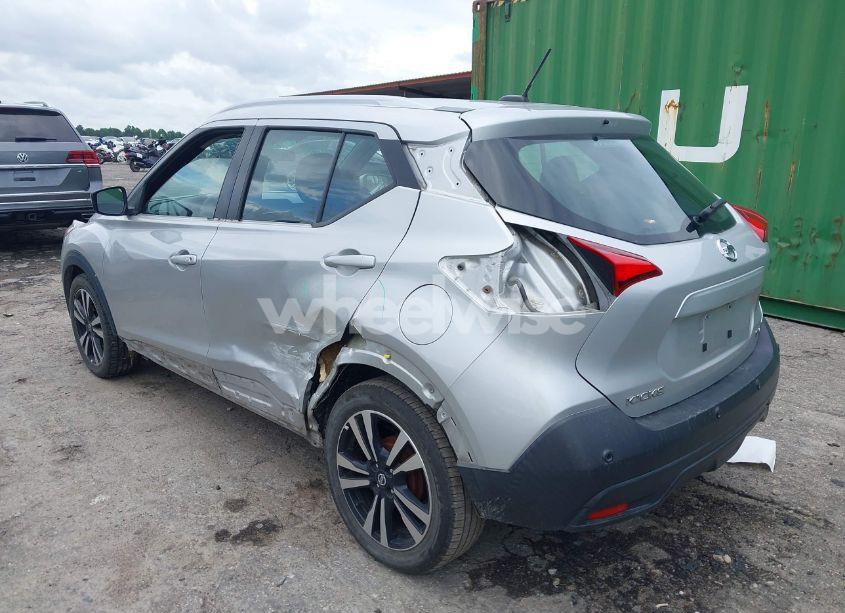 Photo 3 of 2020 Nissan Kicks SV XTRONIC CVT (VIN 3N1CP5CVXLL510122)