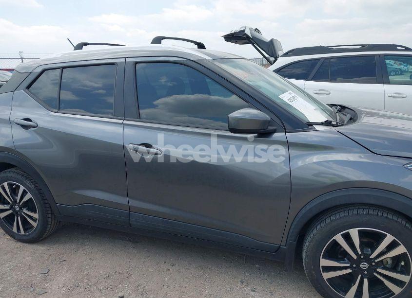 Photo 13 of 2020 Nissan Kicks SV XTRONIC CVT (VIN 3N1CP5CVXLL553648)