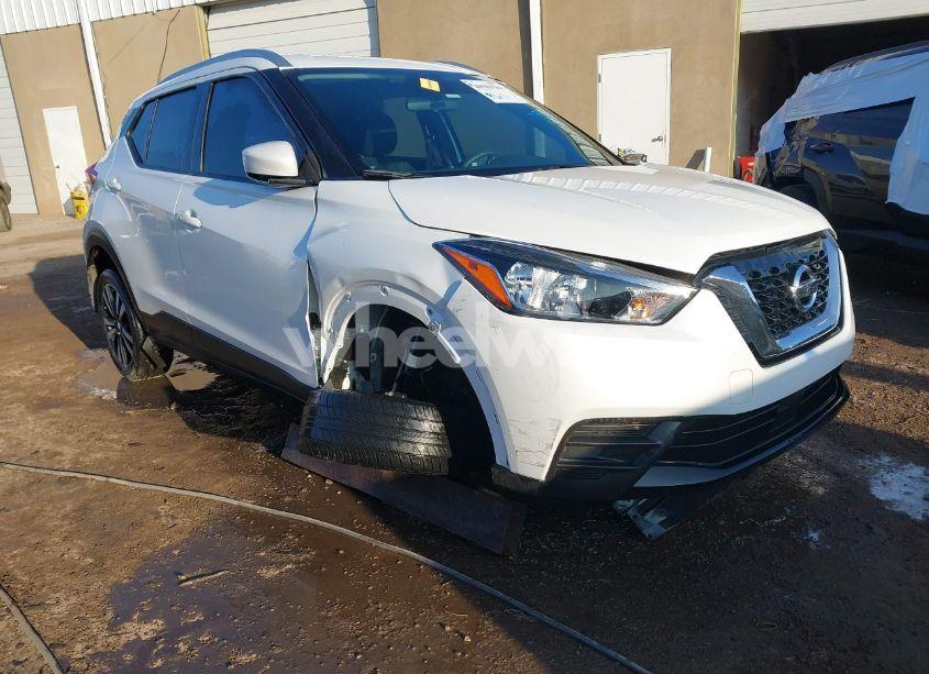 2020 Nissan Kicks SV XTRONIC CVT (VIN 3N1CP5CVXLL556677) main photo