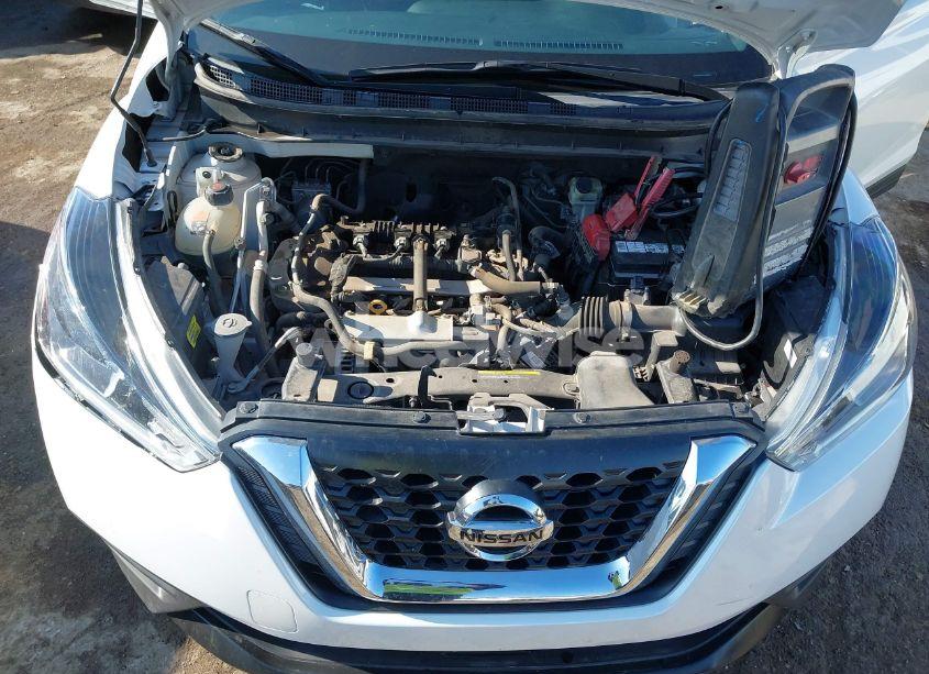 Photo 10 of 2020 Nissan Kicks SV XTRONIC CVT (VIN 3N1CP5CVXLL556677)