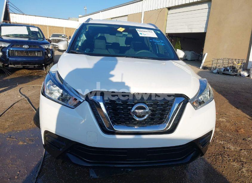 Photo 12 of 2020 Nissan Kicks SV XTRONIC CVT (VIN 3N1CP5CVXLL556677)