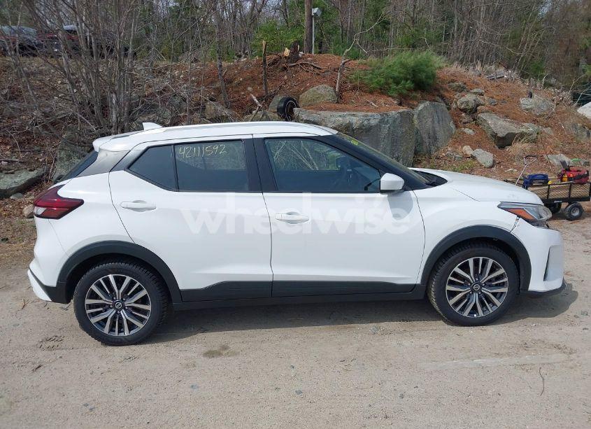 Photo 13 of 2021 Nissan Kicks SV XTRONIC CVT (VIN 3N1CP5CVXML470495)
