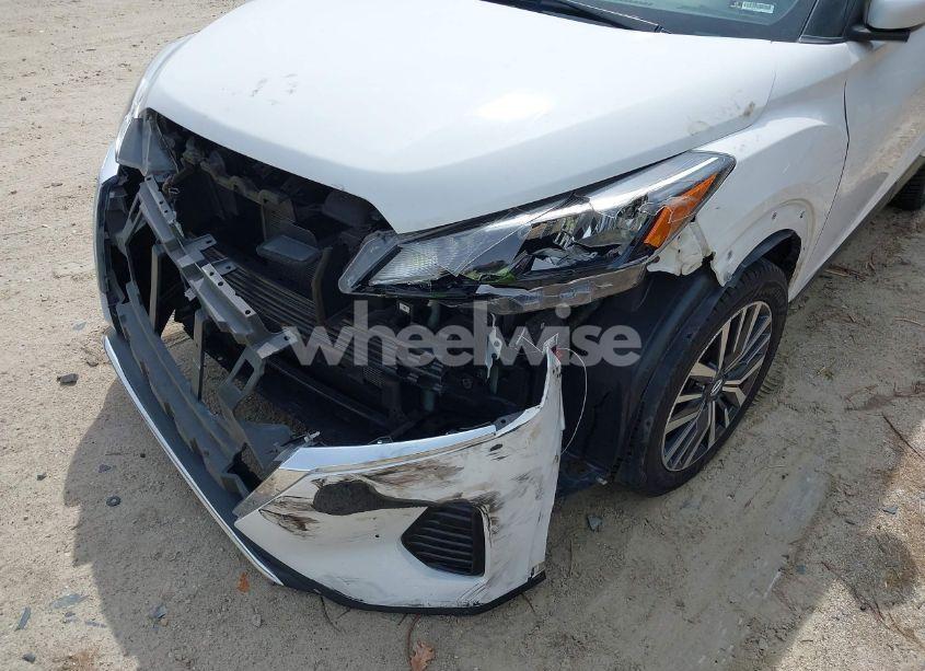 Photo 6 of 2021 Nissan Kicks SV XTRONIC CVT (VIN 3N1CP5CVXML470495)