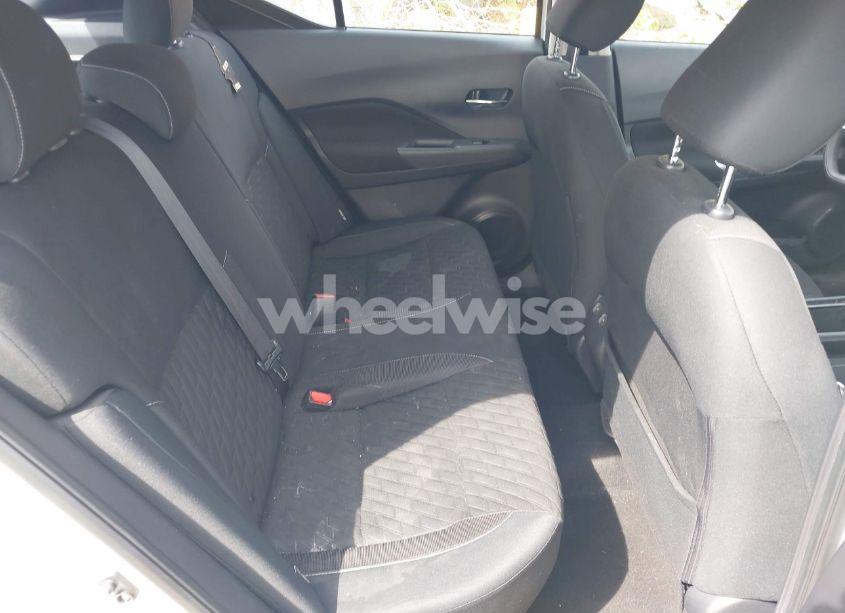 Photo 8 of 2021 Nissan Kicks SV XTRONIC CVT (VIN 3N1CP5CVXML470495)