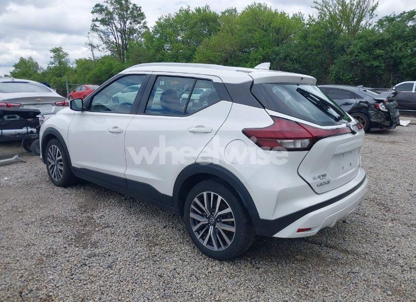 Photo 3 of 2021 Nissan Kicks SV XTRONIC CVT (VIN 3N1CP5CVXML481254)