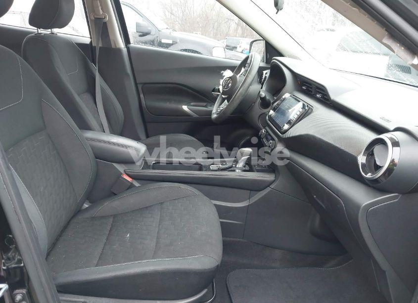 Photo 5 of 2021 Nissan Kicks SV XTRONIC CVT (VIN 3N1CP5CVXML504287)