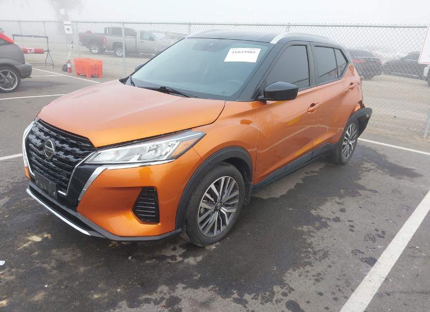 Photo 2 of 2021 Nissan Kicks SV (VIN 3N1CP5CVXML535362)