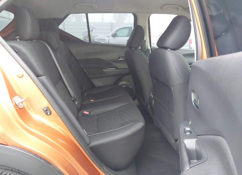 Photo 8 of 2021 Nissan Kicks SV (VIN 3N1CP5CVXML535362)