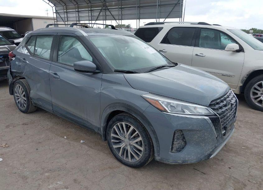 2022 Nissan Kicks SV XTRONIC CVT (VIN 3N1CP5CVXNL505652) main photo