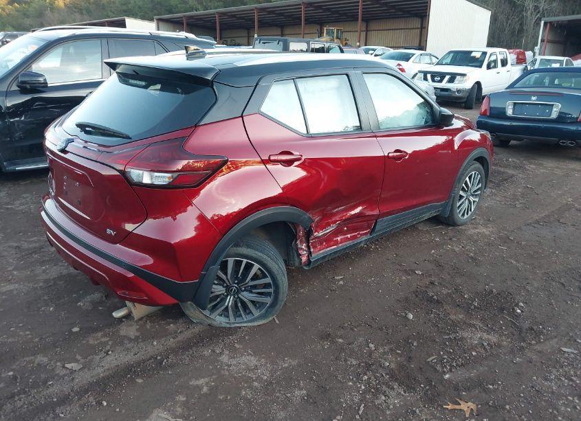 Photo 4 of 2022 Nissan Kicks SV XTRONIC CVT (VIN 3N1CP5CVXNL531975)