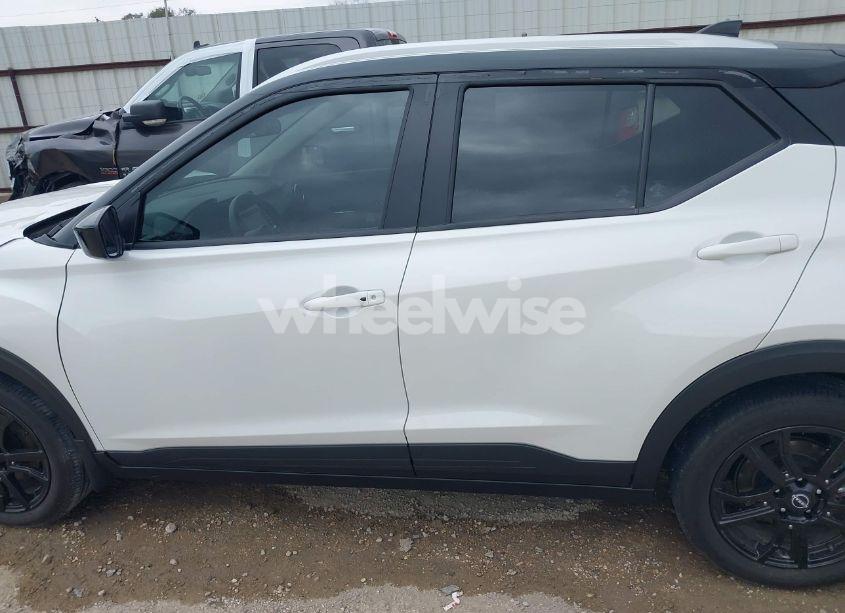 Photo 15 of 2023 Nissan Kicks SV XTRONIC CVT (VIN 3N1CP5CVXPL488337)