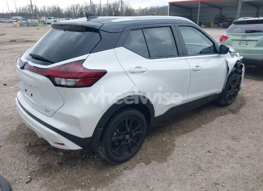 Photo 4 of 2023 Nissan Kicks SV XTRONIC CVT (VIN 3N1CP5CVXPL488337)