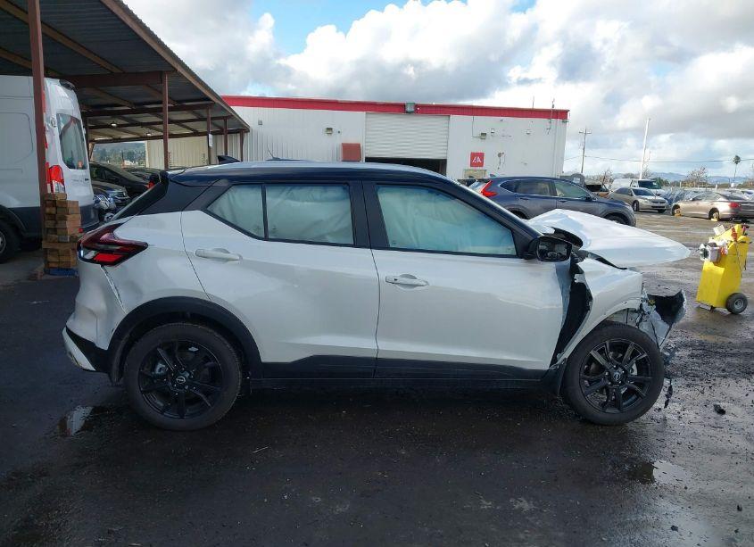 Photo 14 of 2023 Nissan Kicks SV XTRONIC CVT (VIN 3N1CP5CVXPL555230)