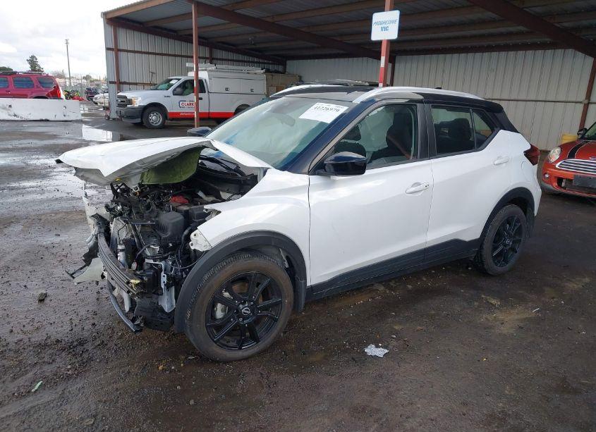 Photo 2 of 2023 Nissan Kicks SV XTRONIC CVT (VIN 3N1CP5CVXPL555230)