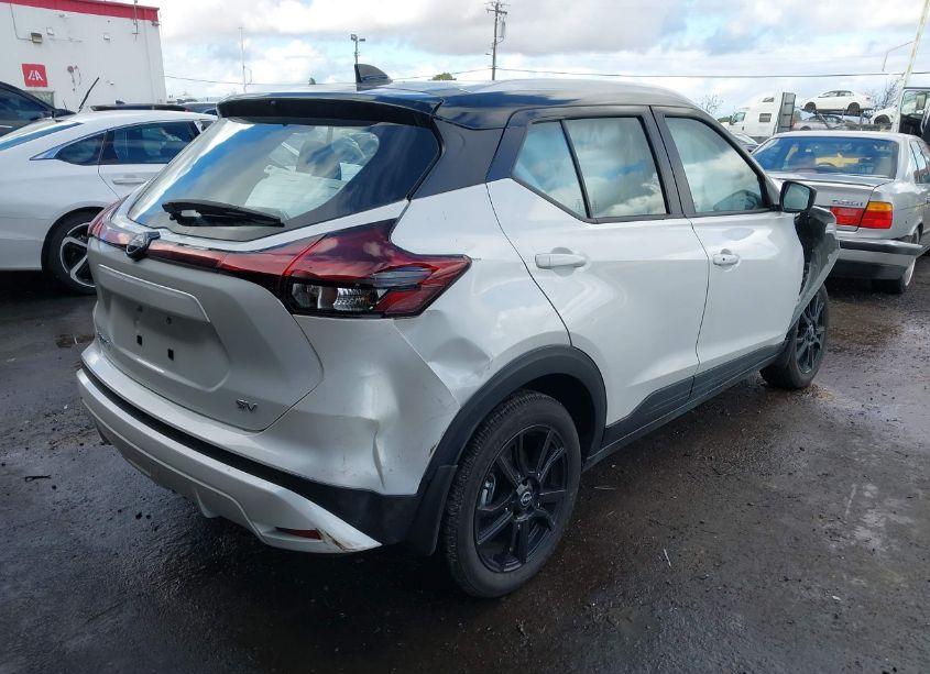 Photo 4 of 2023 Nissan Kicks SV XTRONIC CVT (VIN 3N1CP5CVXPL555230)