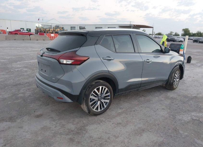 Photo 4 of 2024 Nissan Kicks SV XTRONIC CVT (VIN 3N1CP5CVXRL473825)