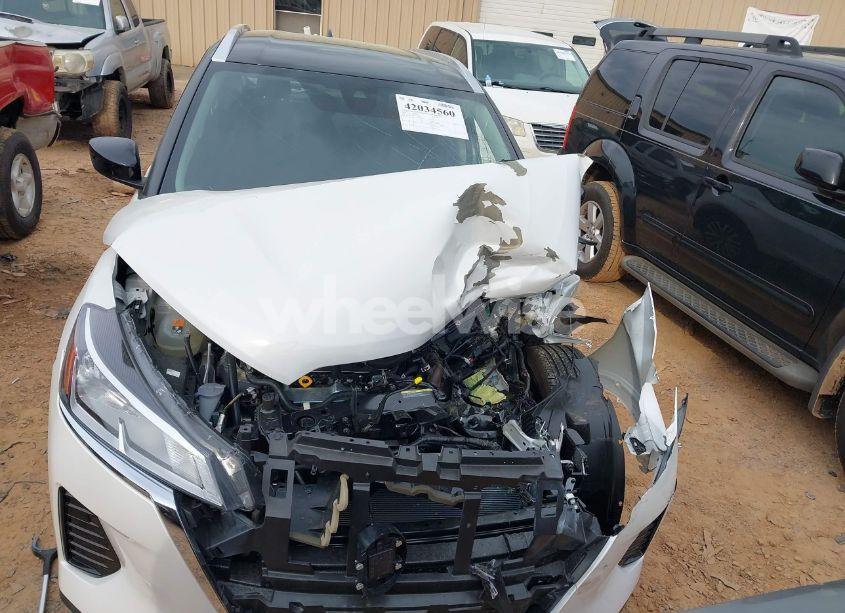 Photo 12 of 2024 Nissan Kicks SV XTRONIC CVT (VIN 3N1CP5CVXRL553464)