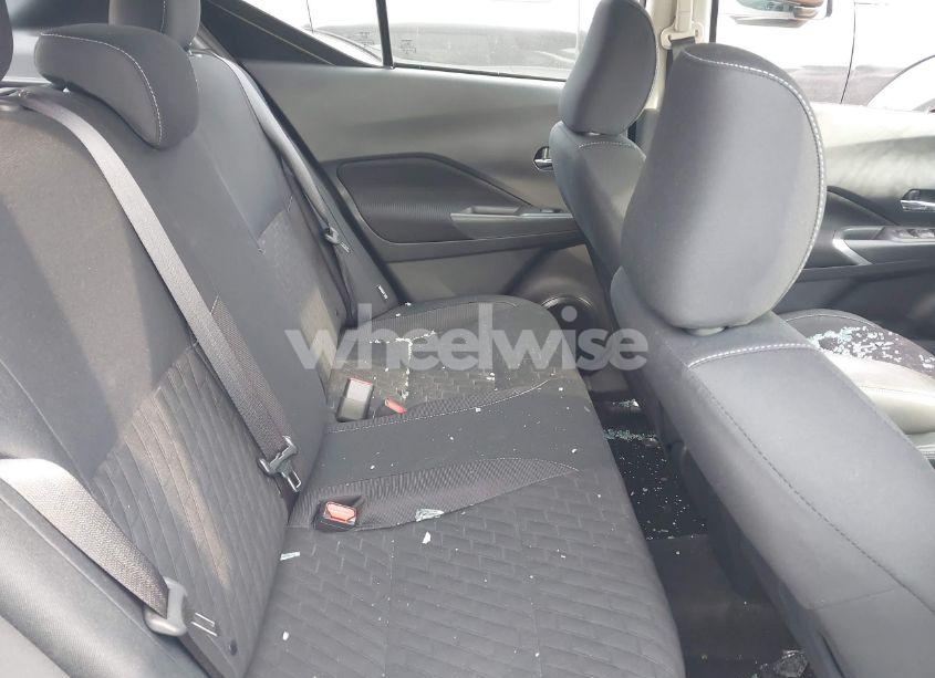 Photo 8 of 2024 Nissan Kicks SV XTRONIC CVT (VIN 3N1CP5CVXRL553464)