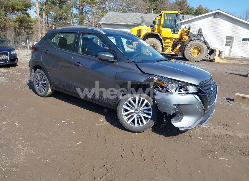 2024 Nissan Kicks SV XTRONIC CVT (VIN 3N1CP5CVXRL576792) main photo