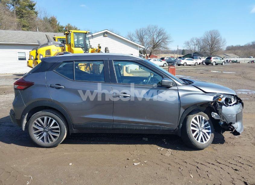 Photo 13 of 2024 Nissan Kicks SV XTRONIC CVT (VIN 3N1CP5CVXRL576792)