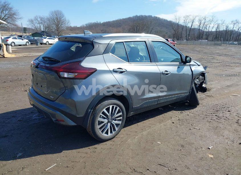 Photo 4 of 2024 Nissan Kicks SV XTRONIC CVT (VIN 3N1CP5CVXRL576792)