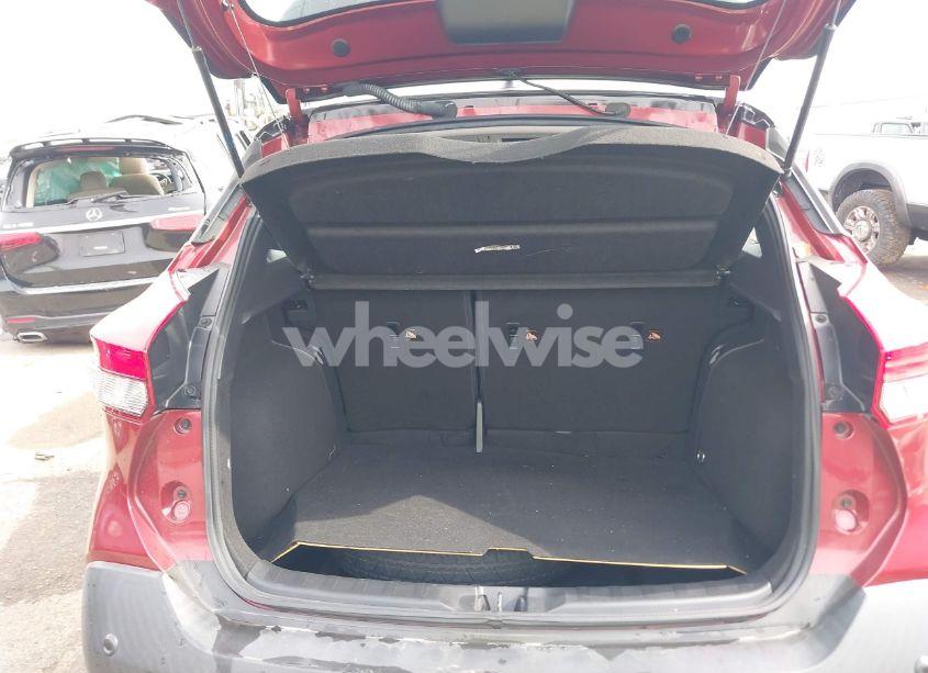 Photo 8 of 2020 Nissan Kicks SR XTRONIC CVT (VIN 3N1CP5DV0LL520303)