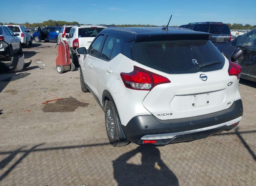 Photo 3 of 2020 Nissan Kicks SR XTRONIC CVT (VIN 3N1CP5DV0LL527560)