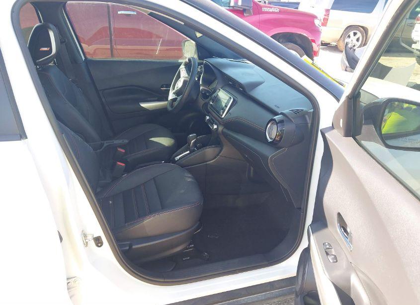 Photo 5 of 2020 Nissan Kicks SR XTRONIC CVT (VIN 3N1CP5DV0LL527560)